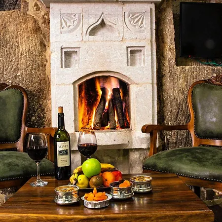 Aza Cave Cappadocia Adult 3* גורמה