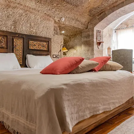 Aza Cave Cappadocia Adult ホテル ギョレメ